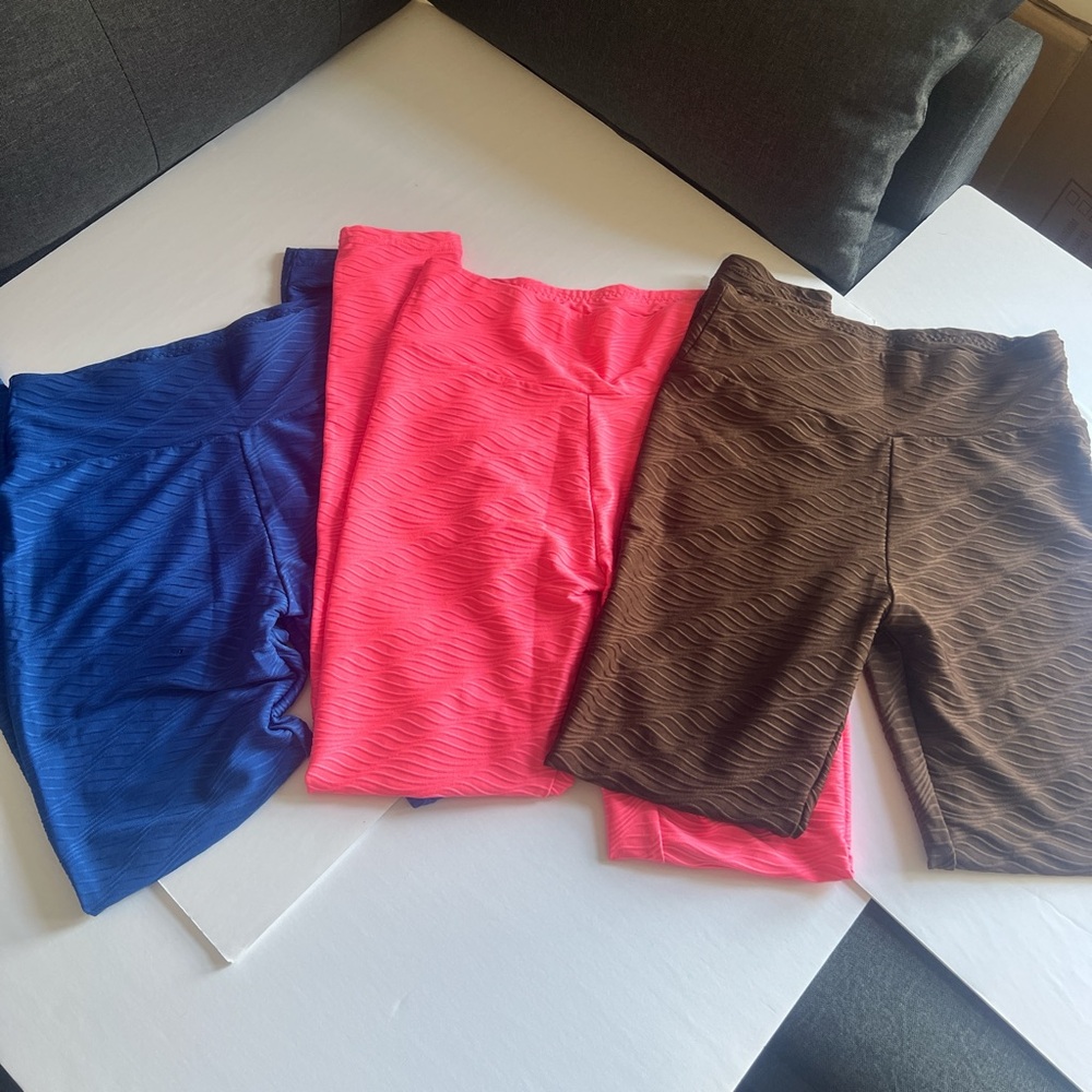 3 pairs of leggings in pink, blue, and brown by Fashion - S
